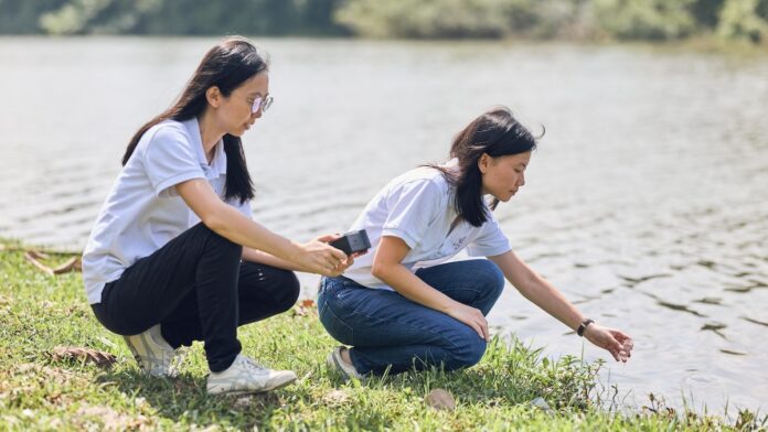 Start-up Your Dream von Porsche fördert Atera Water Das Start-up Atera Water aus Singapur hat es sich zum Ziel gesetzt, die Lebengrundlage von Menschen durch sauberes Trinkwasser langfristig zu verbessern. Copyright © 2025 Dr. Ing. h.c. F. Porsche