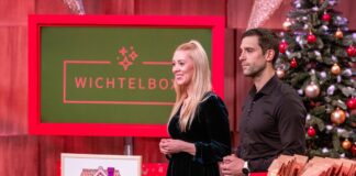 Wie viel Magie passt eigentlich in eine kleine Box? Wichtelbox: Magische Adventszeit für Kinder und Familien Elena und Hannes Aigner präsentieren „Wichtelbox“, das Komplettset für den Weihnachtswichtel. Sie erhoffen sich ein Investment von 150.000 Euro für 10 Prozent der Firmenanteile. Bild @RTL / Bernd-Michael Maurer