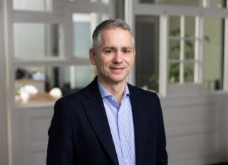 How to EnergyTech: Wie man erfolgreiches Wachstum auf dem deutschen Energiemarkt erzielt Energiemarkt verstehen für nachhaltigen Startup Erfolg Jan Lozek Autor Fotograf Moritz Leisen