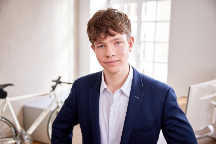 Sovereign AI macht Recht mit KI leichter verständlich Jakob Koenen Fotograf Andreas Loechte Photography