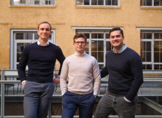 Wie funktioniert moderne Augenvorsorge, wenn Termine schwer zu bekommen sind? Mirantus Netzwerk Versorgung wie Zugang leichter wird Bild Dominik Pederzani und Dr. med. Claus Gruber und Moritz Ackermann Fotocredit Max Hübl