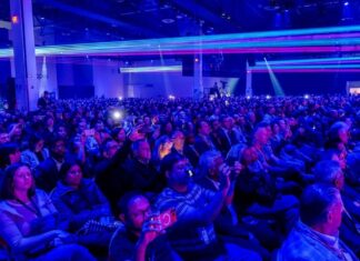 Wie KI die Gründerszene neu definiert KI Startups verändern die Gründerszene mit agentischer KI Bild: Garman Keynote Bildcredits: Amazon AWS re:Invent 2025