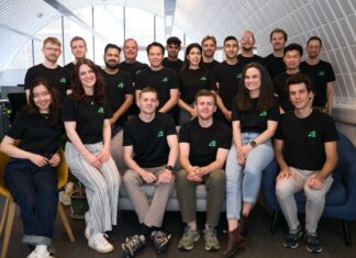 MP Space: Satellitenbau neu definiert MP Space About Energy Team