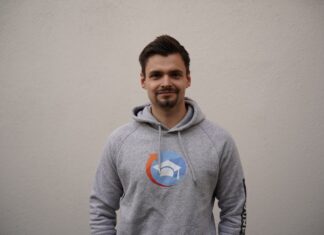 Wie gelingt jungen Menschen heute ein erfolgreicher Start ins Berufsleben? Uniwunder Studierende Erfolg im Fokus Matthias Auer Uniwunder GmbH