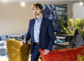 Einrichter aus Leidenschaft: Damit jede Möbel-Suche ein echtes Happy-End hat Markenmöbel-Onlineshop.de Möbelhandel im E-Commerce Michael T. Wurster ist Einrichter aus Leidenschaft in vierter Generation. (Bild: Yakup Zeyrek)