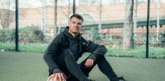 Wie viel Leistungspotenzial geht im Trainingsalltag ungenutzt verloren? Athlete Labs Performance Ernährung im Profisport Philipp Majewski Founder Athlete Labs Photograph Nick Ibanez Wagner