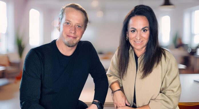 Radarprotest® Bußgeldbescheid prüfen und Einspruch einlegen Founder Team Bild Anja & Marco Salmen