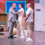 Wie verändert ein kleines Trainingsgerät den Alltag vieler Menschen? Reflexit Spinball Unterarmmuskulatur im Überblick Setbild 5 Ralf Dümmel (links) Adrian Göldner (mitte) Fovad Karimi(rechts) Credit RTL BERND-MICHAEL MAURER