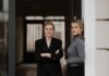 Kann man Immobilien wirklich verstehen lernen statt nur darüber zu reden? evoque vermittelt Immobilienwissen rund um Immobilieninvestments Vanessa Jung (l.) und Anabel Reeß (r.) Fotocredits/ Fotograf: Isabel Zander