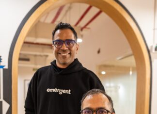 Jeder soll Ideen in marktfähige Software verwandeln können KI-Software treibt Emergent zur Serie-B-Finanzierung Gründer Mukund und Madhav Jha @ Emergent