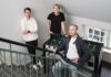 Was entscheidet heute über nachhaltigen Erfolg? Plato bringt KI Struktur in Vertrieb und ERP Leadership.Bild Oliver Birch (CTO), Benedikt Nolte (CEO) und Matthias Heinrich (CPO) Bildcredits Plato
