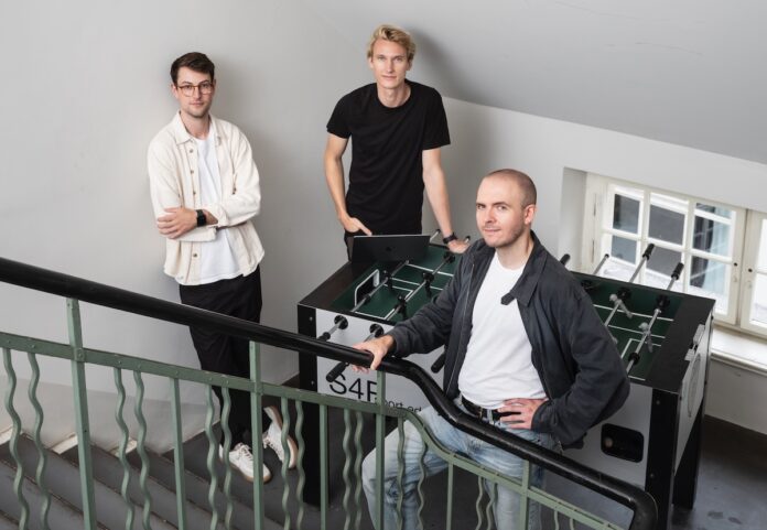 Plato bringt KI Struktur in Vertrieb und ERP Leadership.Bild Oliver Birch (CTO), Benedikt Nolte (CEO) und Matthias Heinrich (CPO) Bildcredits Plato