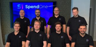 Wie können Unternehmen Ausgaben besser kontrollieren und Prozesse automatisieren? SpendOne SpendOne: indirekter Einkauf und Spend Management Teambild