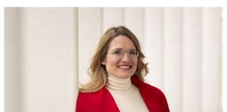 Wie Startups Google-Bewertungen verstehen und steuern Bewertungen Startups Google-Bewertungen verstehen Prof. Dr. Susanne Ardisson (Portrait Hamburg, © Andrea Heinsohn)