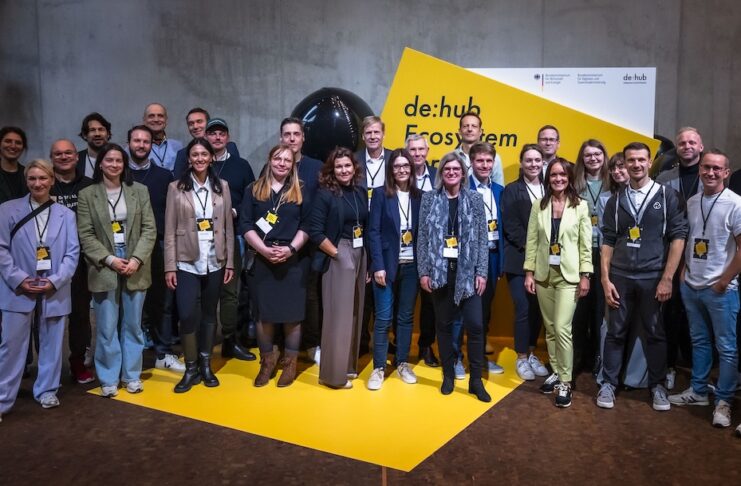 de:hub vernetzt Startups und Mittelstand in Deutschland Teambild de:hub Bildcredits: Hannes Schmidt