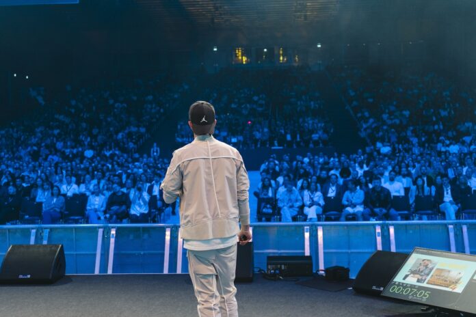 Bild Robin Söder @ Entrepreneur University. The Founder Summit feiert Jubiläum 10 Jahre Business Festival