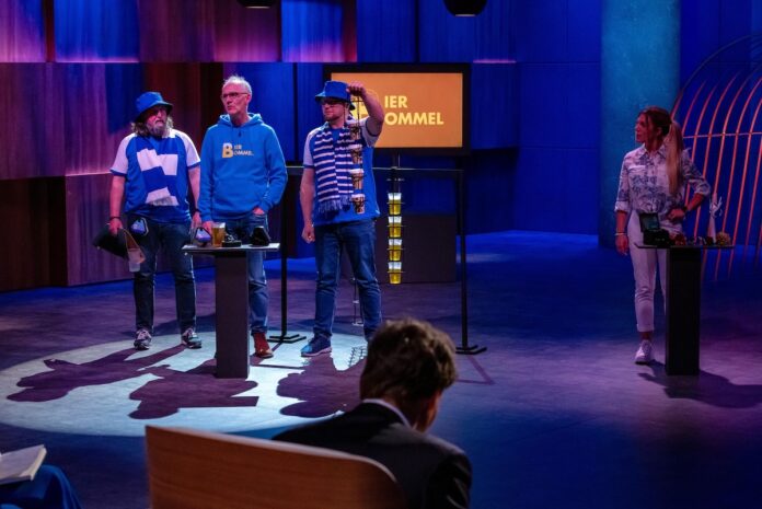 Bierbommel Getränketransport Stadion Beim Battle treten 