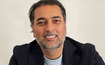 Kann KI wirklich Gespräche führen wie ein Mensch? HoloLogix.AI KI MIA für intelligente Kommunikation salim sahi credit holologix.ai