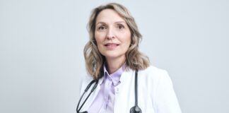 Longevity: Biologisch sind Frauen für ein langes Leben bestens ausgestattet Prof. Dr. med. Sandra Eifert über Frauen und Longevity Bild Prof. Dr. med. Sandra Eifert Bildcredit/Fotograf: Michael Bader