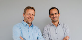 Bayern Kapital beteiligt sich erstmals an Twogee Biotech Twogee Biotech entwickelt Rohstoffe zweiter Generation Die Gründer von Twogee Biotech: Helge Jochens (links) und Frank Wallrapp (rechs). Bilddownload hier. Copyright: Twogee Biotech GmbH