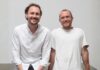 VoiceLine sichert sich 10 Millionen Euro für Enterprise Voice AI im Außendienst Voiceline Founders Nicolas Höflinger und Sebastian Pinkas Bildcredits Voiceline Außendienst VoiceLine Voice AI Series A Finanzierung