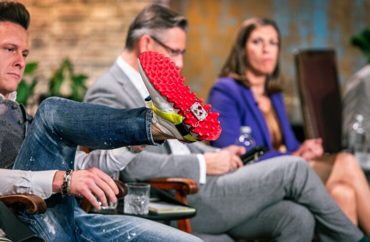 Start up bei 2 Minuten 2 Millionen mit Iron Brakes Iron Brakes 2 Minuten 2 Millionen Investoren testen Copyright PULS4 Fotograf Gerry Frank