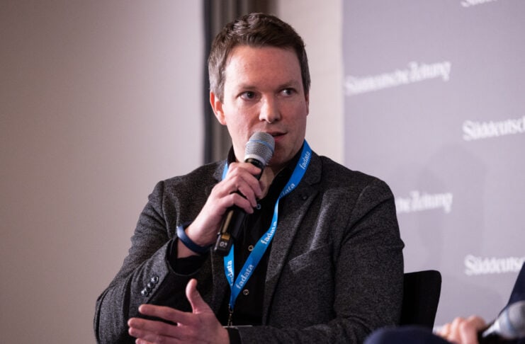 LoyJoy KI Conversational AI für Unternehmen ulf lötschert loyjoy
