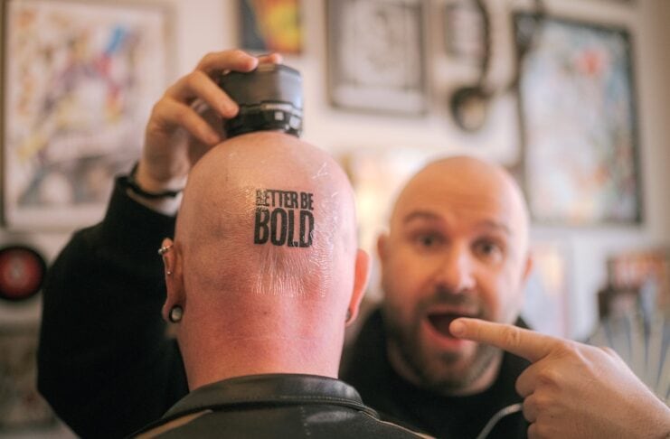 BOLD INK DAY zeigt Selbstbewusstsein mit Glatze