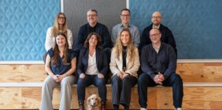 Wie verändert künstliche Intelligenz die Entscheidungen in der Versicherungsbranche? de:hub Köln – InsurTech Versicherer KI Innovationen InsurLab Teamfoto Bildrechte: © InsurLab Germany e.V.