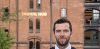 Wie entstehen aus Innovationen in Logistik und Handel echte Marktlösungen? de:hub Hamburg Logistik Startups Innovationen Julian Kakarott