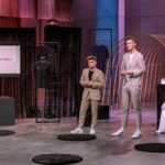 Warum bleibt dein Parfum nie so lange, wie du es willst? SCHARFENSTEIN Duft-T-Shirts Mikroverkapselung Kai Sven Brehmer-Scharfenstein (l.) und Tim Scharfenstein präsentieren mit „SCHARFENSTEIN“ Textilien mit einzigartiger Mikroverkapselung die Duft speichern und freisetzen. Sie erhoffen sich ein Investment von 100.000 Euro für 25 Prozent der Firmenanteile. Bildrechte/Fotograf RTL / Bernd-Michael Maurer