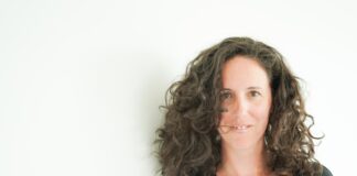 Wie wird aus einer spontanen Idee am Wohnzimmertisch ein erfolgreiches Unternehmen? SPEIKI hilft Familien im Baby Alltag. SPEIKI Gründerin Dr. Karin Mehling