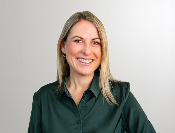 Hunde Produktlinie von Löwenkind nach Höhle der Löwen Simone Gründerin Portrait Bild