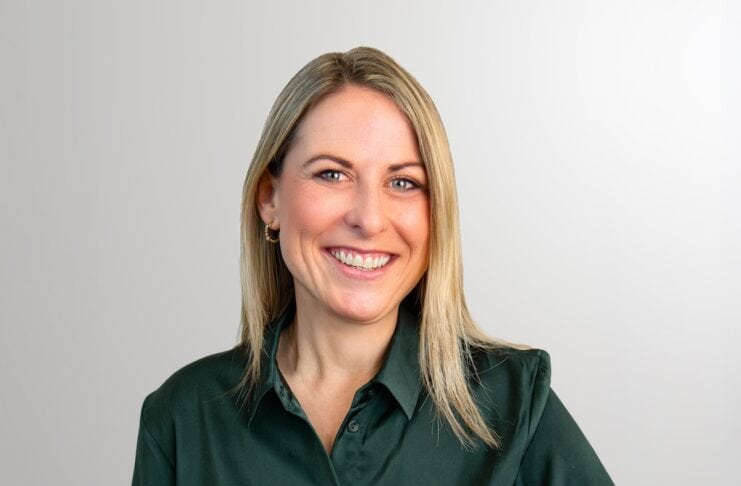 Hunde Produktlinie von Löwenkind nach Höhle der Löwen Simone Gründerin Portrait Bild