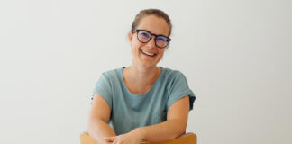 Warum fällt es so schwer, sich wirklich sichtbar zu machen? Dein Webherz Website Mamas sichtbar werden Vanessa Lagnach