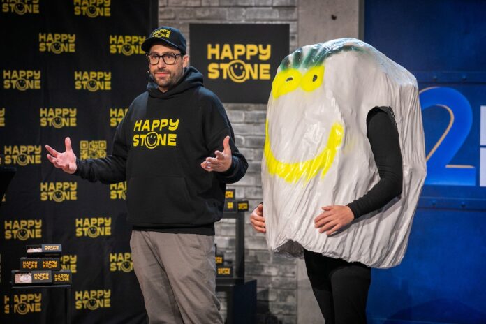 3. März 2026: Happy Stone bei 2 Minuten 2 Millionen Happy Stone 2 Minuten 2 Millionen Fotograf/ Bildquelle PULS 4 Gerry Frank