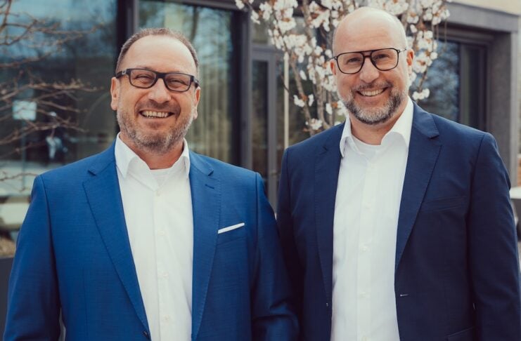 Kühlwasserbehandlung Wassertechnologie blue activity Michael Simon (CTO & Co-Founder) (links) und Lars Havighorst (CEO) (rechts) von blue activity Bildnachweis: blue activity