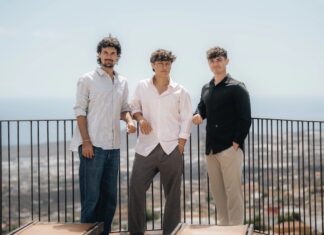 Warum mieten plötzlich einfacher ist als kaufen Renty Eventtechnik mieten einfach online renty eventtechnik team bild renty