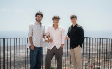 Warum mieten plötzlich einfacher ist als kaufen Renty Eventtechnik mieten einfach online renty eventtechnik team bild renty