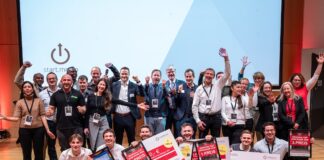 MatheBuddy gewinnt und zieht ins Finale ein Start up BW Elevator Pitch MatheBuddy gewinnt Bildcredits/Fotograf: Sinem Ertürk - green bee design