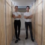 Warum bleibt so viel wertvoller Raum ungenutzt, obwohl der Bedarf ständig wächst? storabble Lagerräume Lagerraum Vergleichsplattform Europa Founder Team Bild stehend