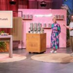 Noch bevor die Löwen sitzen, klebt alles 9. März 2026 Die Höhle der Löwen Startups Amelie und Timo Sperber präsentieren den Nutbooster von „supernutural“. Sie erhoffen sich ein Investment von 500.000 Euro für 6,25 Prozent der Firmenanteile. Bildcredits/ Fotograf: RTL / Bernd-Michael Maurer