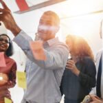 Bootstrapping: Definition, Grundlagen und Einordnung Bootstrapping erklärt: Definition, Vorteile und Risiken der Eigenfinanzierung für Startups und Gründer im Überblick.
