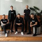 Bug Bounty Switzerland Finanzierung: 12 Millionen für globale Expansion Bug Bounty Switzerland Finanzierung 12 Millionen Franken Bildunterschrift: (v.l.n.r.) Stefan Velikov, Lukas Heppler (Co-Founder), Sandro Nafzger (Co-Founder), Florian Badertscher (Co-Founder), Lino Simoni