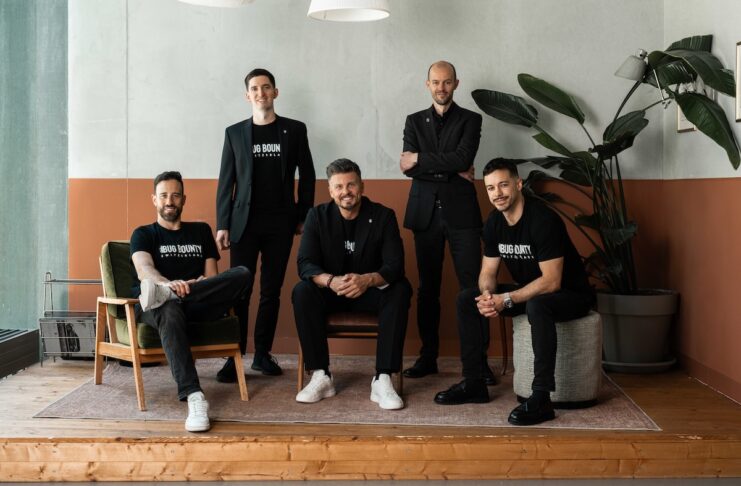Bug Bounty Switzerland Finanzierung 12 Millionen Franken Bildunterschrift: (v.l.n.r.) Stefan Velikov, Lukas Heppler (Co-Founder), Sandro Nafzger (Co-Founder), Florian Badertscher (Co-Founder), Lino Simoni