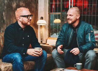 Was, wenn Marken einen Klang hätten, den jeder sofort erkennt? EightSix Musik Marke Plattform Entscheidungen System Die Co-Gründer von EightSix Shai Caleb Hirschson (l.) und Gordian Gleiss (r.). Bild: EightSix