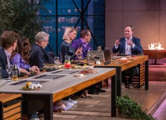 Sitzt die Zukunft des Grillens direkt am Tisch? FESTÁVOLO Grilltisch Gartentisch Gasgrill Höhle der Löwen Nils Dethloff Gründer FESTÁVOLO Bildcredits/ Fotograf: RTL / Bernd-Michael Maurer