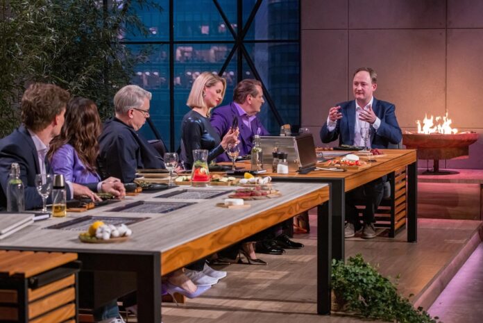 FESTÁVOLO Grilltisch Gartentisch Gasgrill Höhle der Löwen Nils Dethloff Gründer FESTÁVOLO Bildcredits/ Fotograf: RTL / Bernd-Michael Maurer