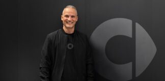 Florian Nemitz folgt auf Wolfgang Ufer als CEO von smart Deutschland smart Deutschland CEO Florian Nemitz übernimmt