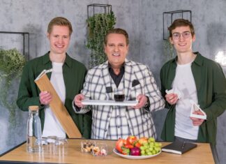 Stoßlüften ohne Umräumen Fensterbank ohne Bohren frischluft Fensterbrett lüften. Bild Frischluft Fensterbrett Höhle der Löwen Pitch: v.l.Lukas Benkhoff, Ralf Dümmel, Benedikt Hartmann Bildcredits/ Fotograf: RTL Bernd-Michael Maurer